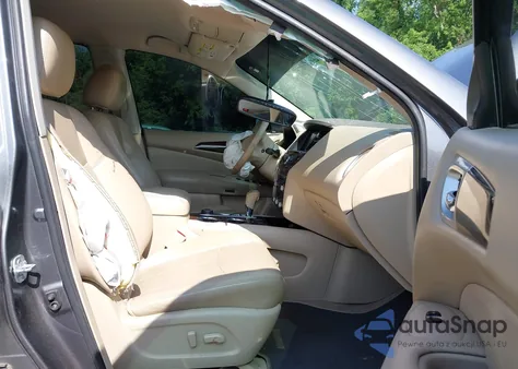 2015 Nissan Pathfinder Sl из США, поврежденный, VIN 5N1AR2MM7FC669632